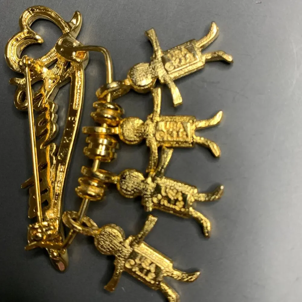 Grandma Charm Holder Pin Brooch 4 Boy Charms K.I.S. Gold Tone 80s